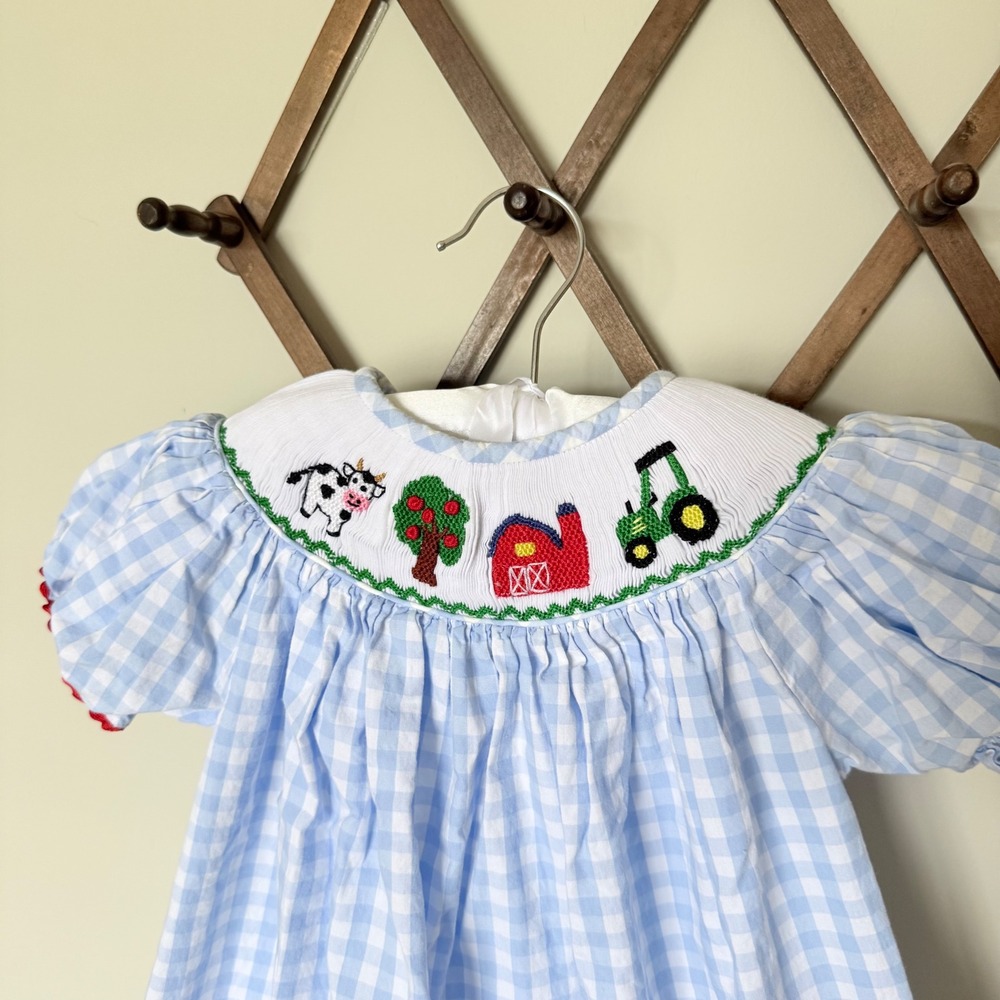 Barefoot Kids Blue Gingham Smocked Farm Dress Barn Cow Tractor Ric Rac Size 3 - Picture 2 of 4